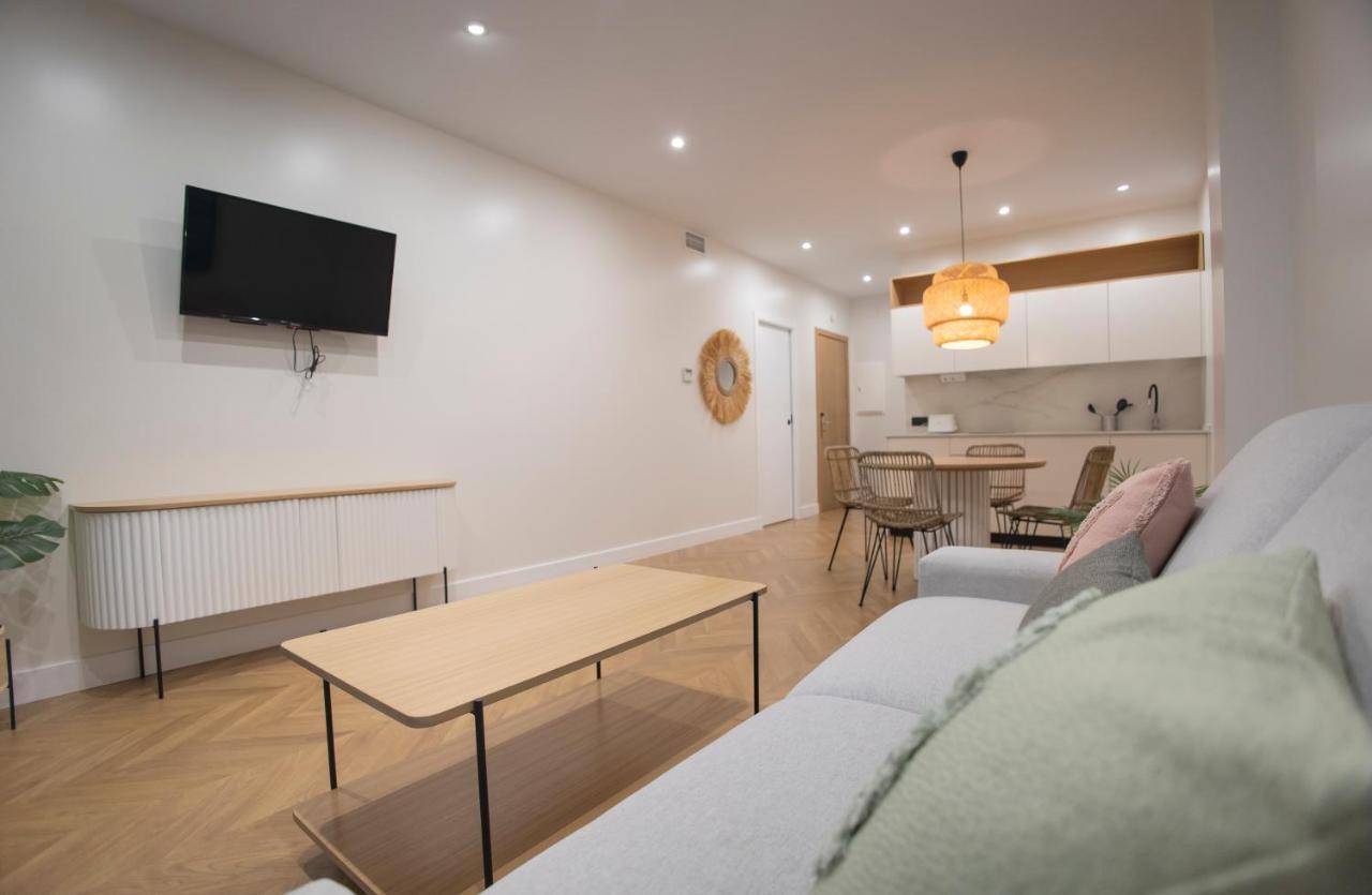 Oikos Apartamentos Turisticos Monesterio Luaran gambar